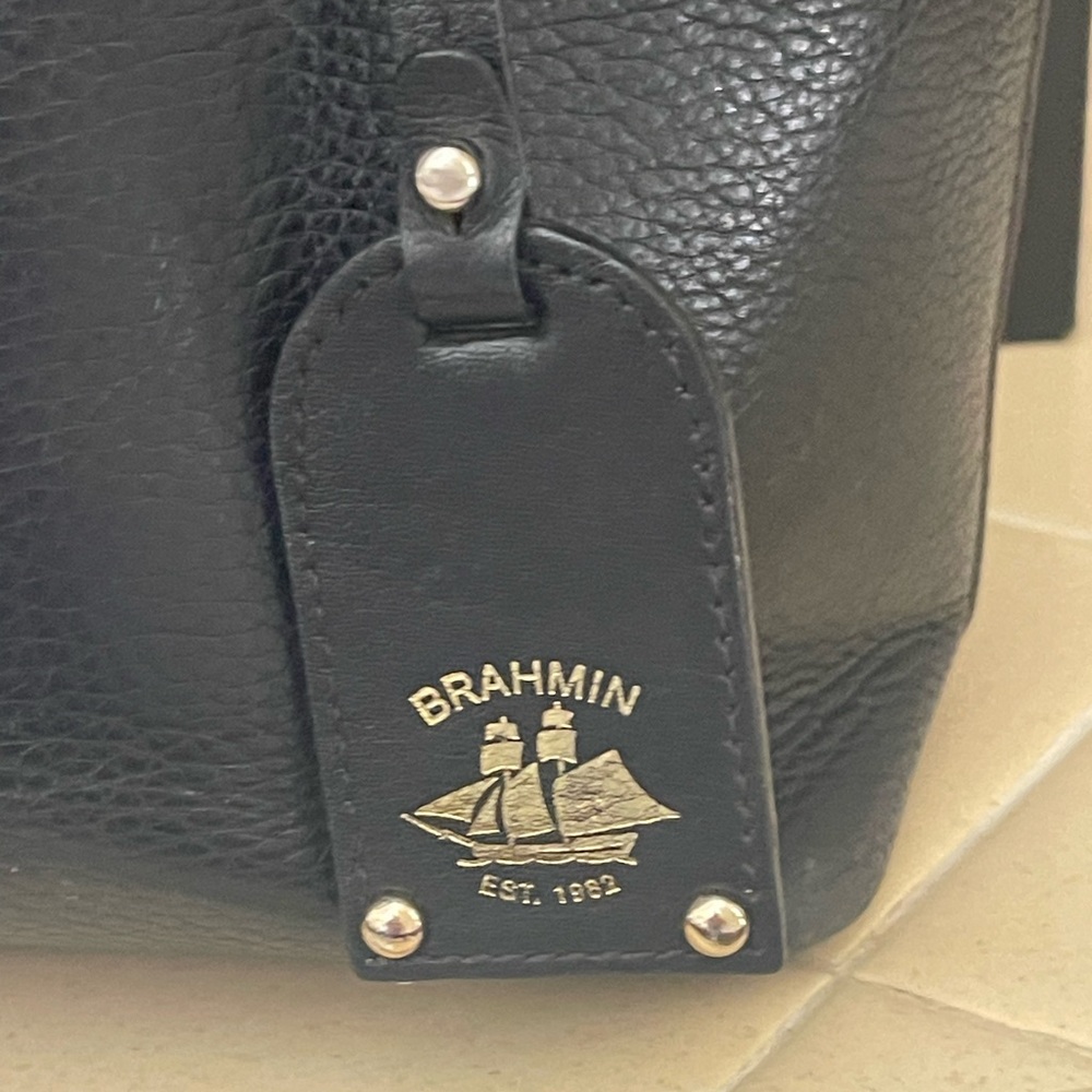 Brahmin Duxbury Satchel with Matching Wallet - Picture 3 of 12